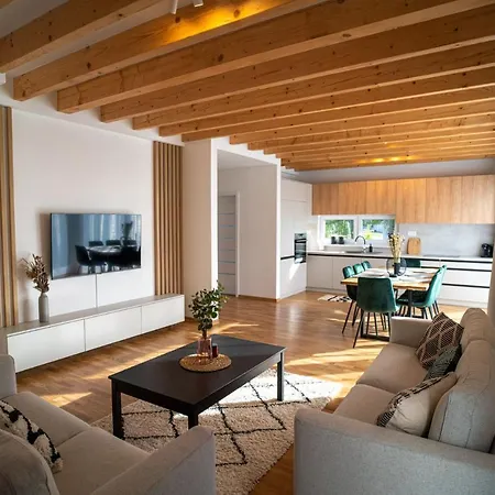 Ferienhaus Lesnicka *